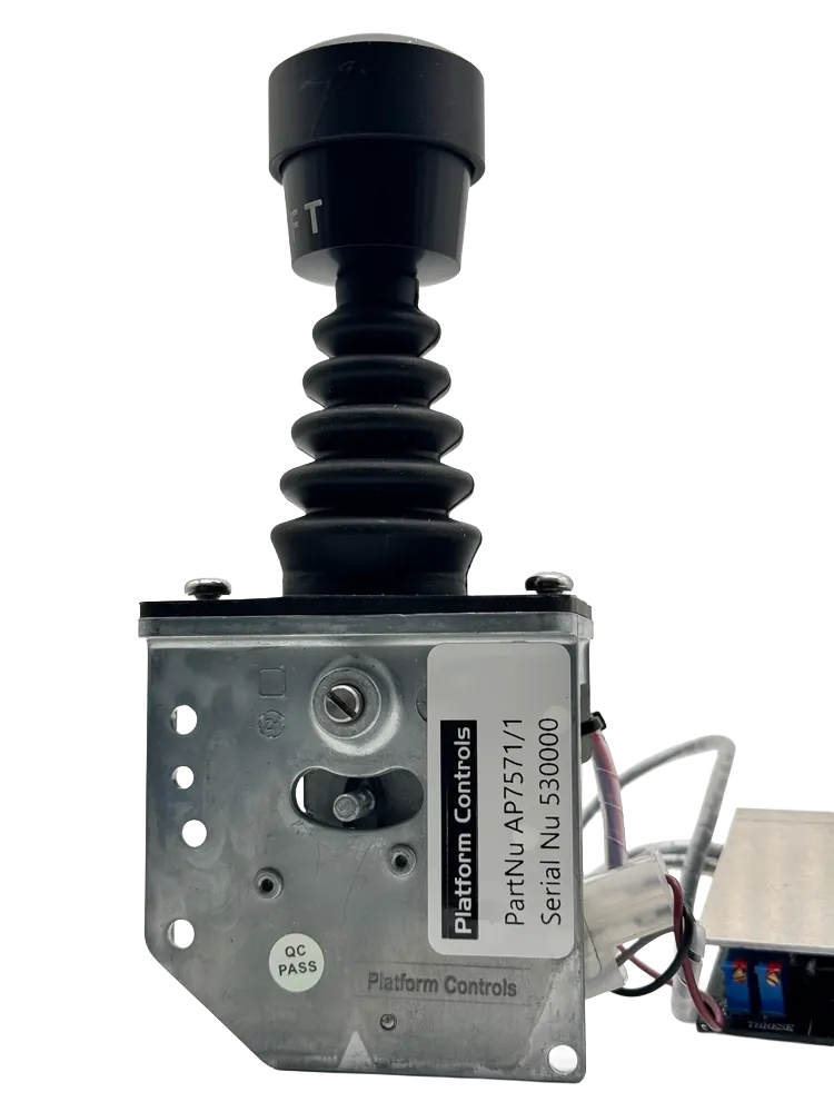 Versalift AP7571 MS4 Controller, view 2